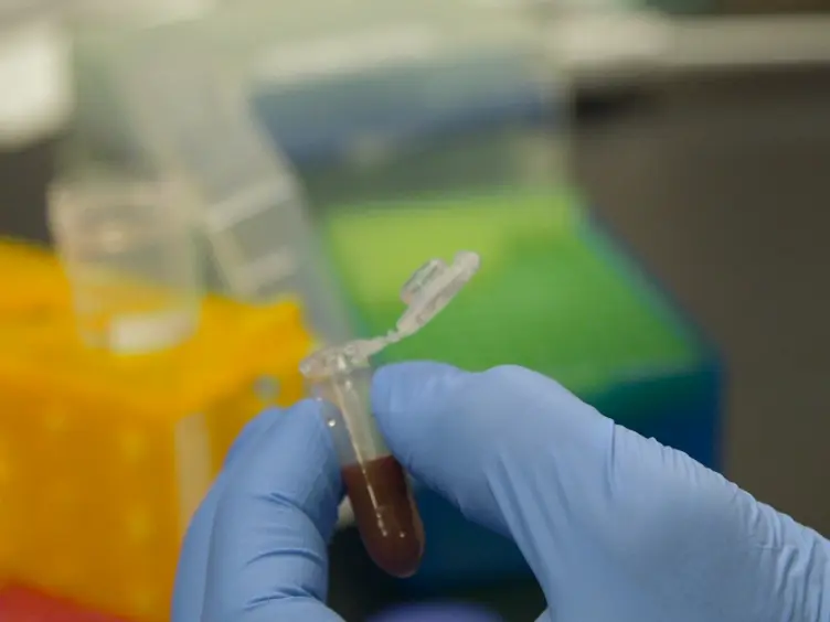 Fabricating a UV-Vis and Raman Spectroscopy Immunoassay Platform